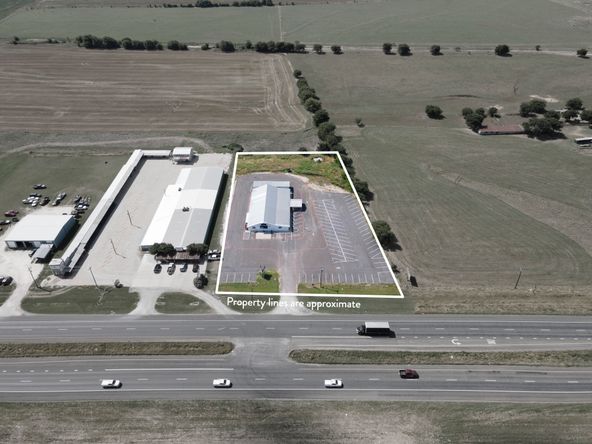 Waco/McGregor Flex Space: 31727 W Highway 84, Mc Gregor, TX 76657